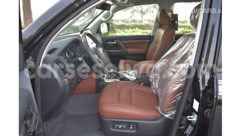 Big with watermark toyota land cruiser east mah%c3%a9 import dubai 5240