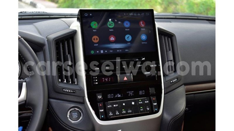 Big with watermark toyota land cruiser east mah%c3%a9 import dubai 5240