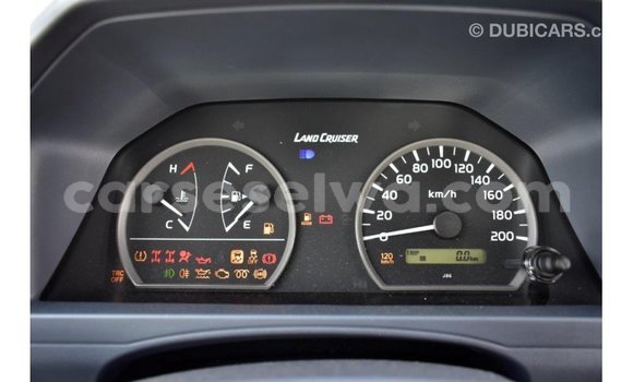 Buy Import Toyota Land Cruiser Other Car in Import - Dubai in East Mahé Buy Import Toyota Land Cruiser Other Car in Import - Dubai in East Mahé