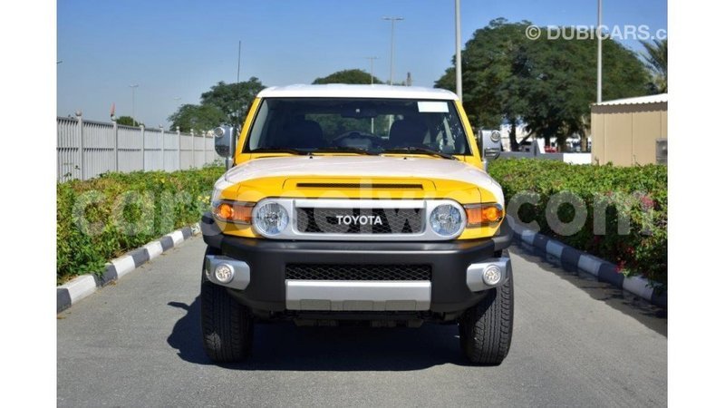 Big with watermark toyota fj cruiser east mah%c3%a9 import dubai 5242