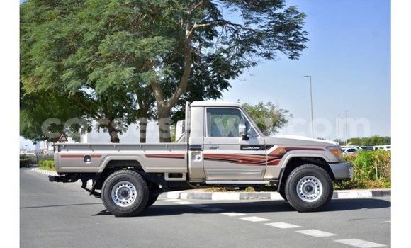 Buy Import Toyota Land Cruiser Other Car in Import - Dubai in East Mahé Buy Import Toyota Land Cruiser Other Car in Import - Dubai in East Mahé