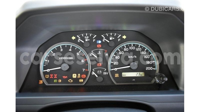 Big with watermark toyota land cruiser east mah%c3%a9 import dubai 5244