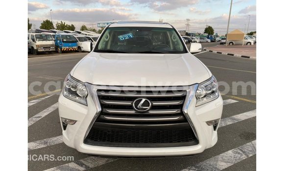 Acheter Import Voiture Lexus GX Blanc à Import - Dubai, East Mahé Acheter Import Voiture Lexus GX Blanc à Import - Dubai, East Mahé
