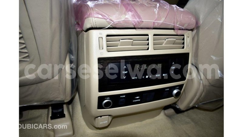 Big with watermark toyota land cruiser east mah%c3%a9 import dubai 5247