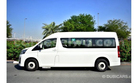 Buy Import Toyota Hiace White Car in Import - Dubai in East Mahé Buy Import Toyota Hiace White Car in Import - Dubai in East Mahé