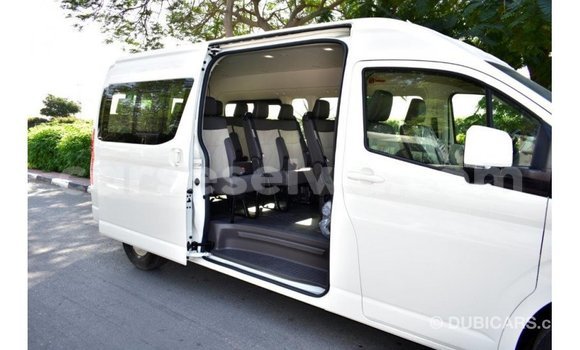 Buy Import Toyota Hiace White Car in Import - Dubai in East Mahé Buy Import Toyota Hiace White Car in Import - Dubai in East Mahé