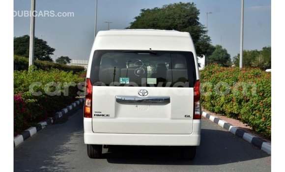 Buy Import Toyota Hiace White Car in Import - Dubai in East Mahé Buy Import Toyota Hiace White Car in Import - Dubai in East Mahé