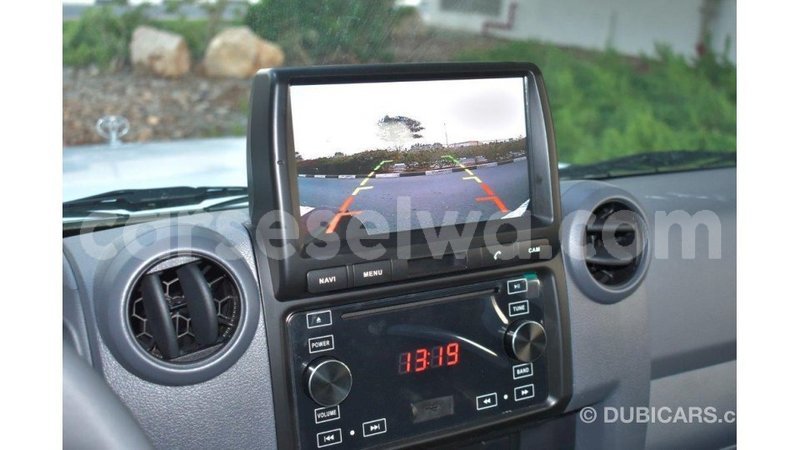 Big with watermark toyota land cruiser east mah%c3%a9 import dubai 5249