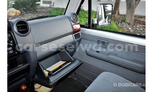 Buy Import Toyota Land Cruiser Other Car in Import - Dubai in East Mahé Buy Import Toyota Land Cruiser Other Car in Import - Dubai in East Mahé