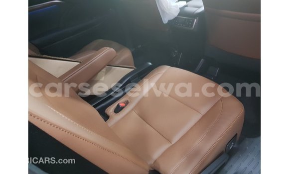 Buy Import Toyota Highlander Black Car in Import - Dubai in East Mahé Buy Import Toyota Highlander Black Car in Import - Dubai in East Mahé
