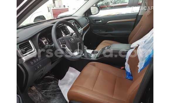 Buy Import Toyota Highlander Black Car in Import - Dubai in East Mahé Buy Import Toyota Highlander Black Car in Import - Dubai in East Mahé
