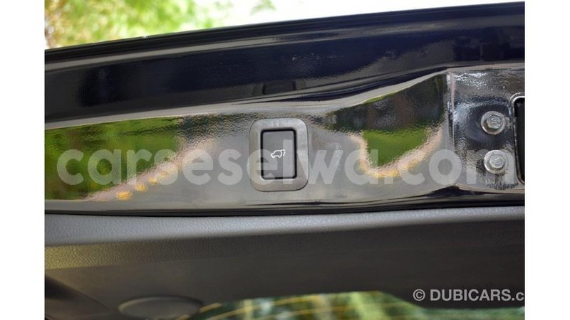 Big with watermark toyota highlander east mah%c3%a9 import dubai 5250