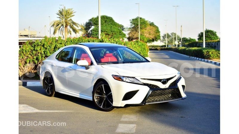Big with watermark toyota camry east mah%c3%a9 import dubai 5251