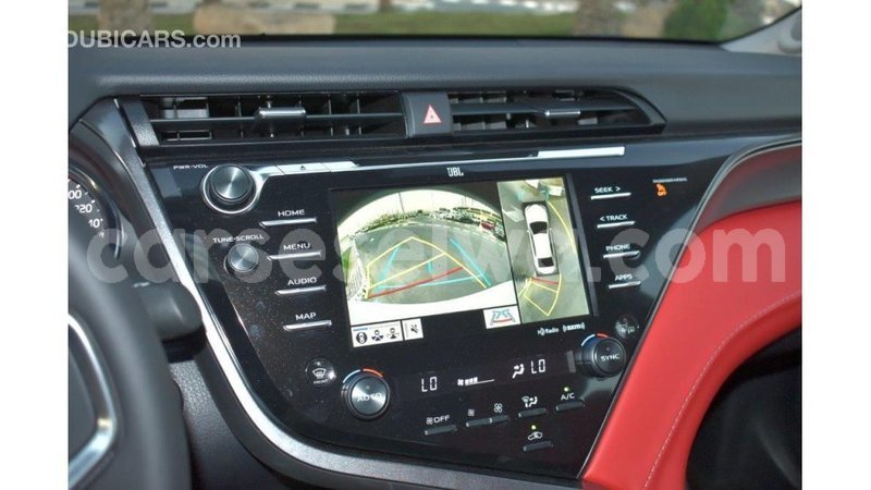 Big with watermark toyota camry east mah%c3%a9 import dubai 5251