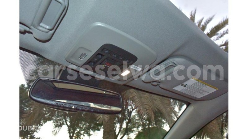 Big with watermark toyota camry east mah%c3%a9 import dubai 5251