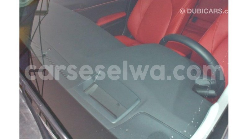 Big with watermark toyota camry east mah%c3%a9 import dubai 5251