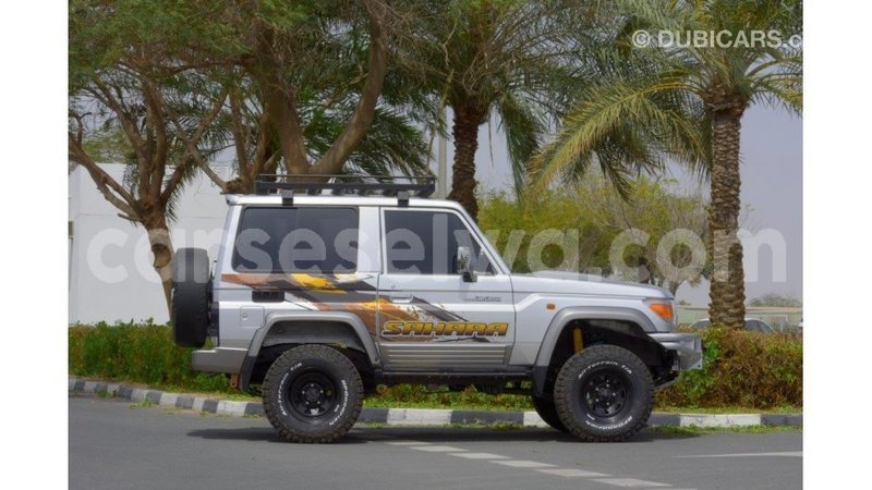 Big with watermark toyota land cruiser east mah%c3%a9 import dubai 5254