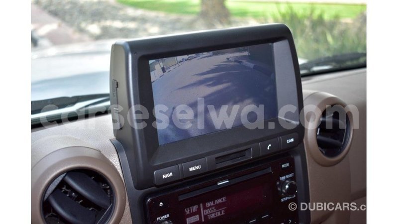 Big with watermark toyota land cruiser east mah%c3%a9 import dubai 5254