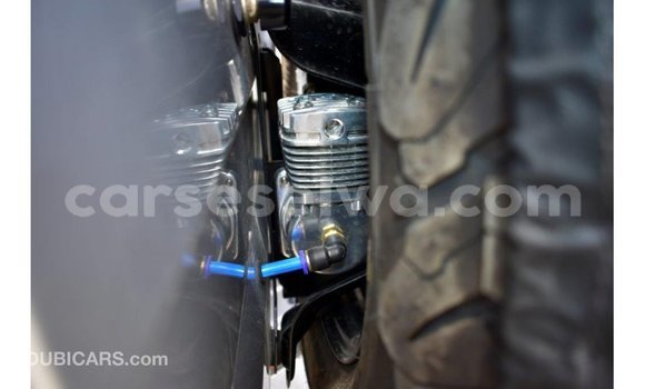 Buy Import Toyota Land Cruiser Other Car in Import - Dubai in East Mahé Buy Import Toyota Land Cruiser Other Car in Import - Dubai in East Mahé