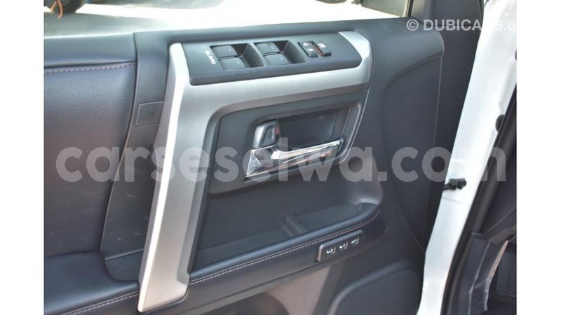 Big with watermark toyota ade east mah%c3%a9 import dubai 5256