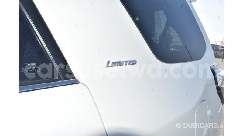 Big with watermark toyota ade east mah%c3%a9 import dubai 5256