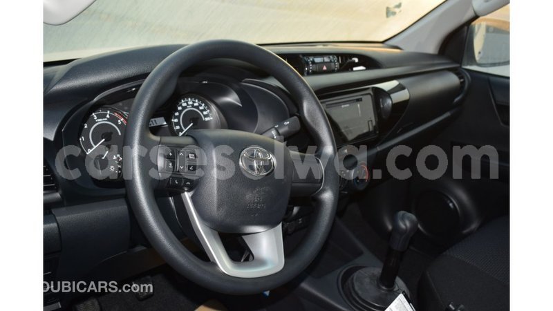 Big with watermark toyota hilux east mah%c3%a9 import dubai 5257