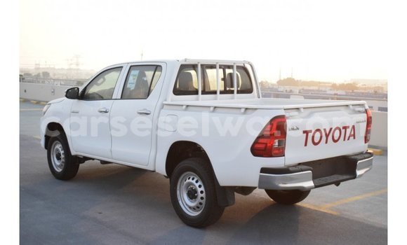 Buy Import Toyota Hilux White Car in Import - Dubai in East Mahé Buy Import Toyota Hilux White Car in Import - Dubai in East Mahé