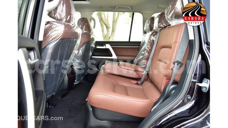 Big with watermark toyota land cruiser east mah%c3%a9 import dubai 5260