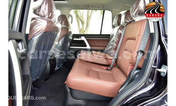 Buy Import Toyota Land Cruiser Black Car in Import - Dubai in East Mahé Buy Import Toyota Land Cruiser Black Car in Import - Dubai in East Mahé