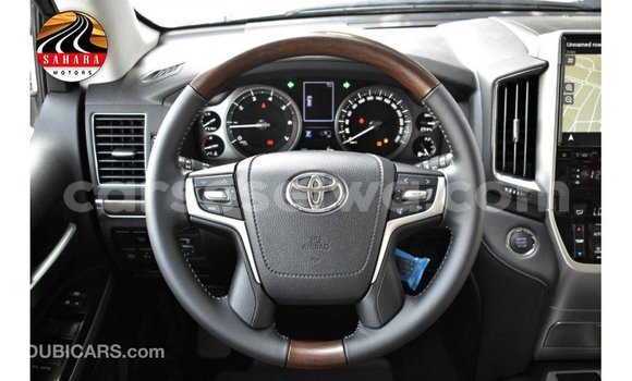 Buy Import Toyota Land Cruiser Black Car in Import - Dubai in East Mahé Buy Import Toyota Land Cruiser Black Car in Import - Dubai in East Mahé