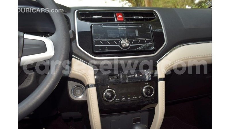 Big with watermark toyota rush east mah%c3%a9 import dubai 5261