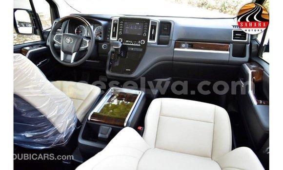 Buy Import Toyota Granvia White Car in Import - Dubai in East Mahé Buy Import Toyota Granvia White Car in Import - Dubai in East Mahé
