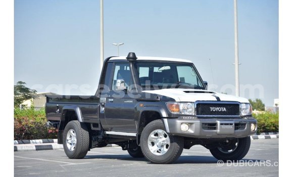 Buy Import Toyota Land Cruiser Other Car in Import - Dubai in East Mahé Buy Import Toyota Land Cruiser Other Car in Import - Dubai in East Mahé
