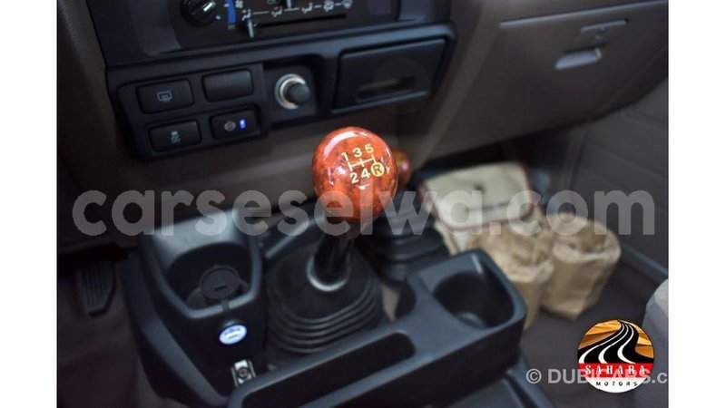 Big with watermark toyota land cruiser east mah%c3%a9 import dubai 5264