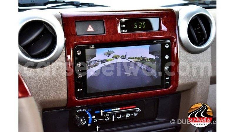 Big with watermark toyota land cruiser east mah%c3%a9 import dubai 5264