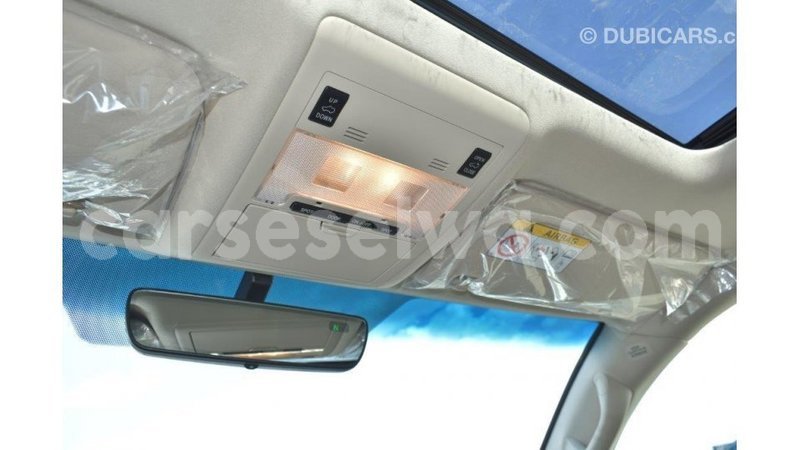 Big with watermark toyota land cruiser east mah%c3%a9 import dubai 5266