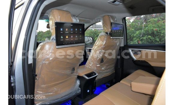 Buy Import Toyota Fortuner Other Car in Import - Dubai in East Mahé Buy Import Toyota Fortuner Other Car in Import - Dubai in East Mahé