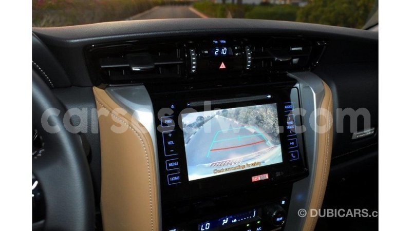 Big with watermark toyota fortuner east mah%c3%a9 import dubai 5267