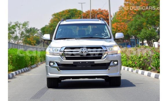Buy Import Toyota Land Cruiser Other Car in Import - Dubai in East Mahé Buy Import Toyota Land Cruiser Other Car in Import - Dubai in East Mahé