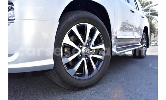 Buy Import Toyota Land Cruiser Other Car in Import - Dubai in East Mahé Buy Import Toyota Land Cruiser Other Car in Import - Dubai in East Mahé