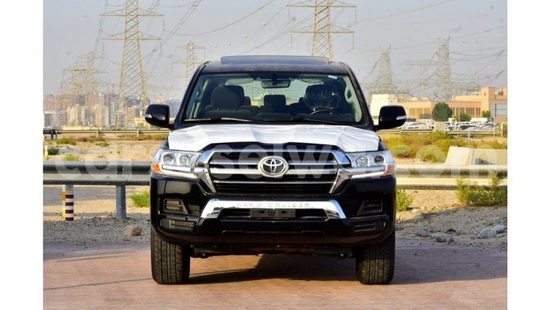 Big with watermark toyota land cruiser east mah%c3%a9 import dubai 5269