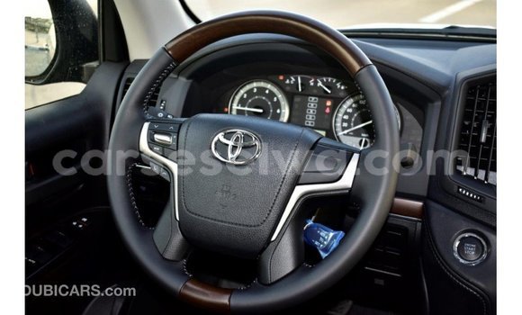 Buy Import Toyota Land Cruiser Black Car in Import - Dubai in East Mahé Buy Import Toyota Land Cruiser Black Car in Import - Dubai in East Mahé