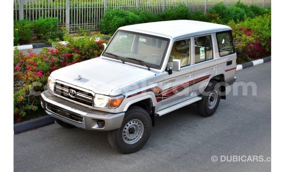 Buy Import Toyota Land Cruiser Other Car in Import - Dubai in East Mahé Buy Import Toyota Land Cruiser Other Car in Import - Dubai in East Mahé