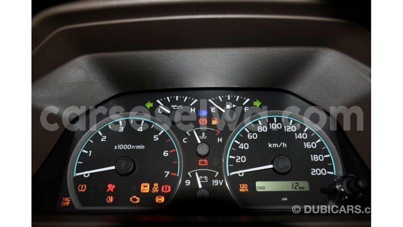 Big with watermark toyota land cruiser east mah%c3%a9 import dubai 5270