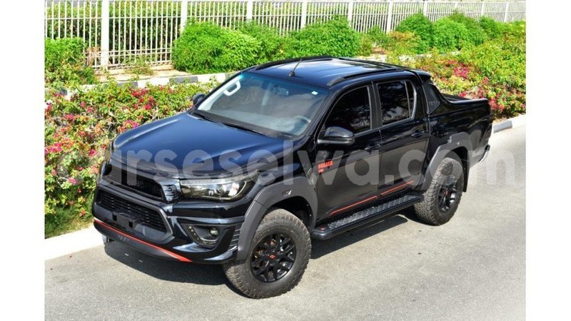 Big with watermark toyota hilux east mah%c3%a9 import dubai 5271