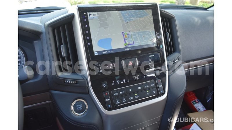 Big with watermark toyota land cruiser east mah%c3%a9 import dubai 5273