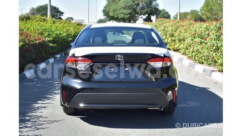 Big with watermark toyota corolla east mah%c3%a9 import dubai 5274