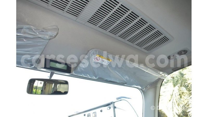 Big with watermark toyota coaster east mah%c3%a9 import dubai 5275