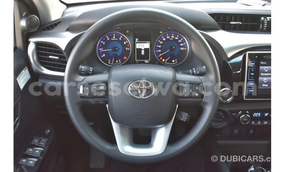 Buy Import Toyota Hilux White Car in Import - Dubai in East Mahé Buy Import Toyota Hilux White Car in Import - Dubai in East Mahé