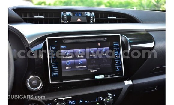 Buy Import Toyota Hilux White Car in Import - Dubai in East Mahé Buy Import Toyota Hilux White Car in Import - Dubai in East Mahé